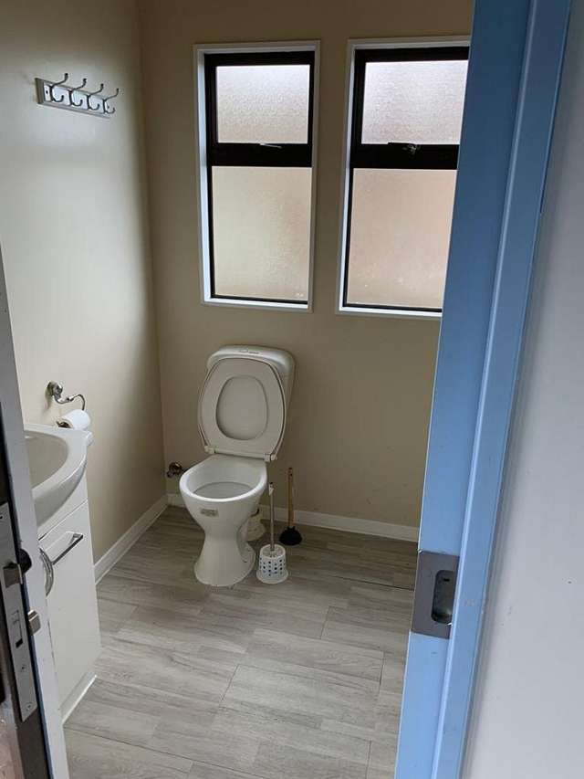 2/536 Broadway Strathmore Park_3