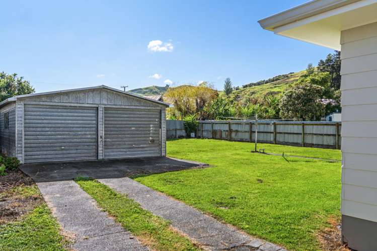 14 Dennis Street Outer Kaiti_13