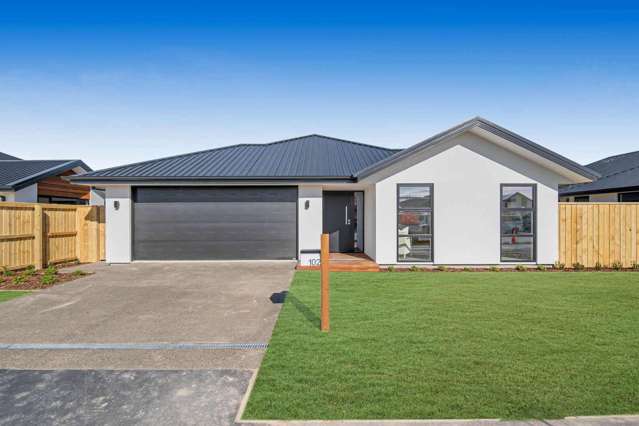 ROLLESTON - 4 BEDROOMS, 2 BATHROOMS, 2 LIVING, DUCTED HEATPUMP SYSTEM, DOUBLE GARAGE