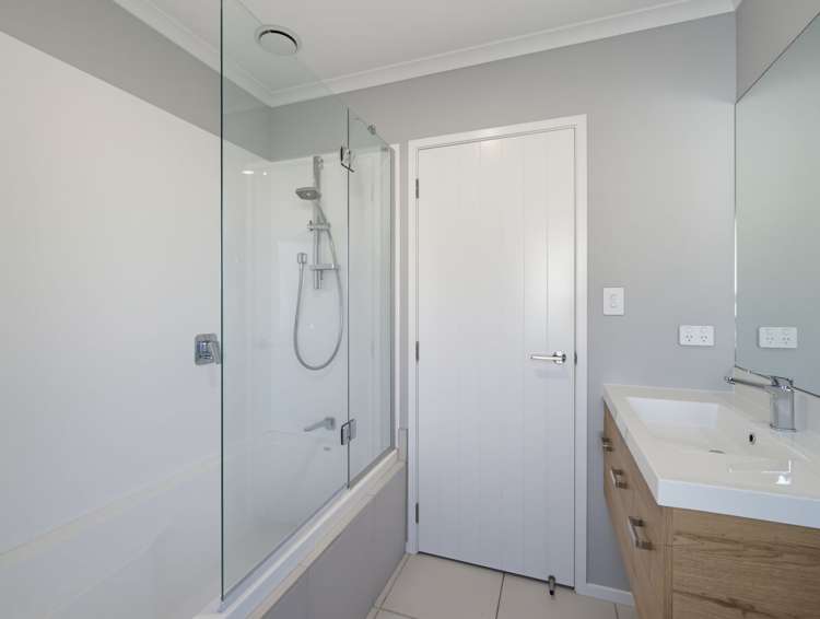 14 George Yee Place Taradale_15