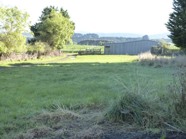 85 Cross Road Edendale_11