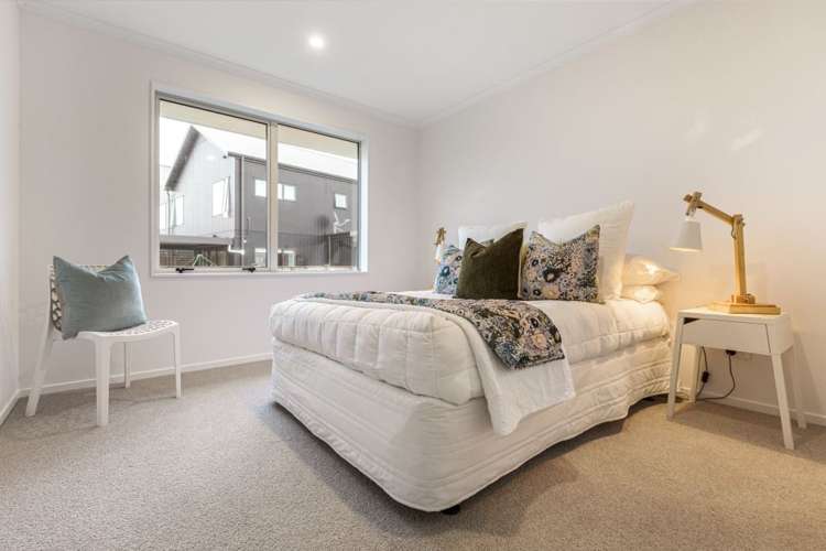 23 Taikura Avenue Red Beach_8