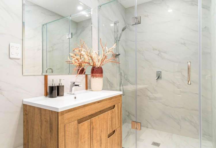 6 Peara Place 11401_9