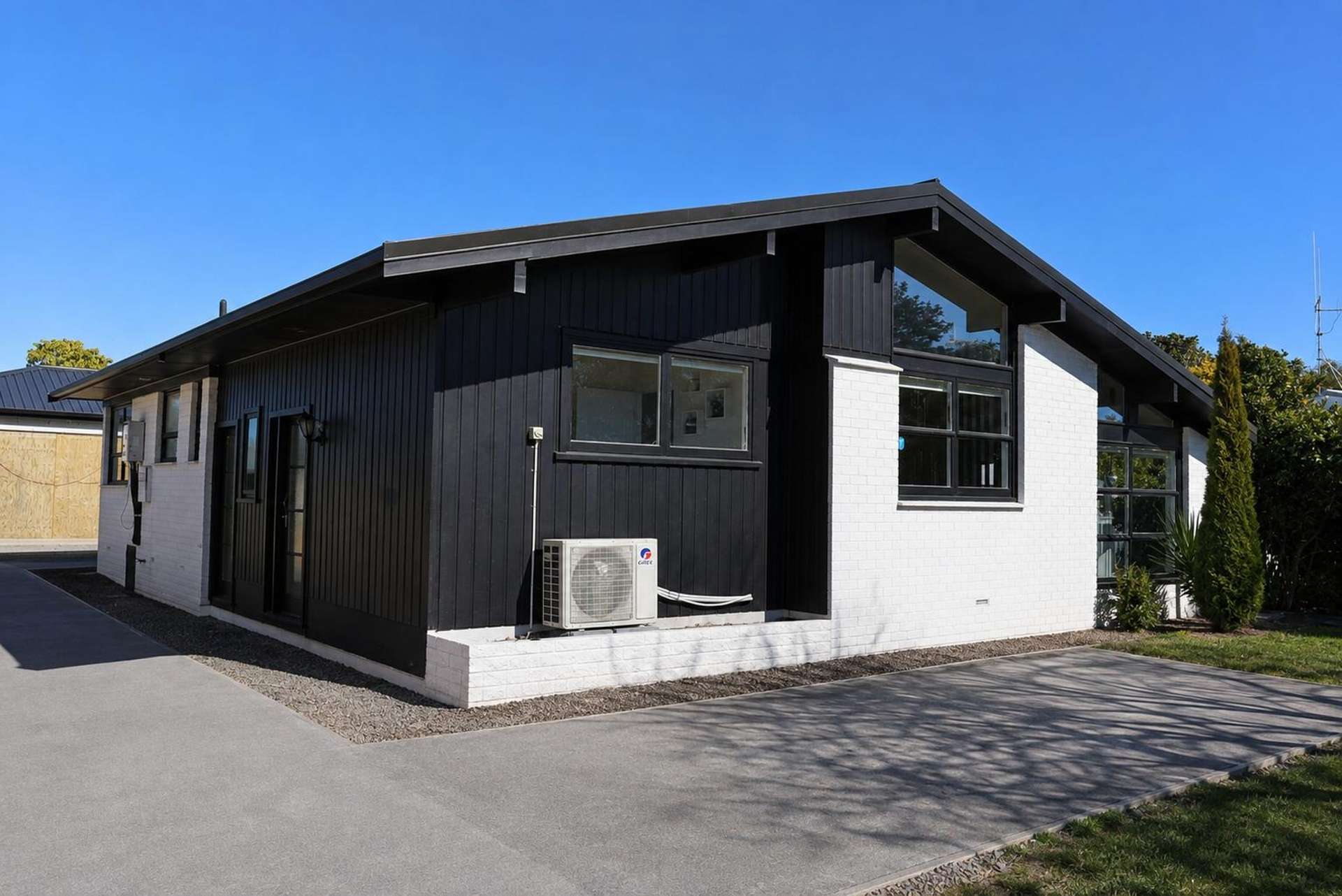 1/14 Ridgeway Place Glenview_0