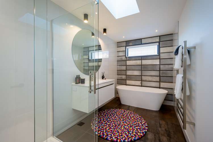 9 Matipo Street Wanaka_14