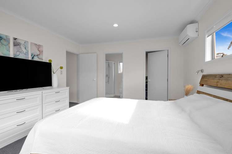 2/13 Fratley Avenue Farm Cove_15