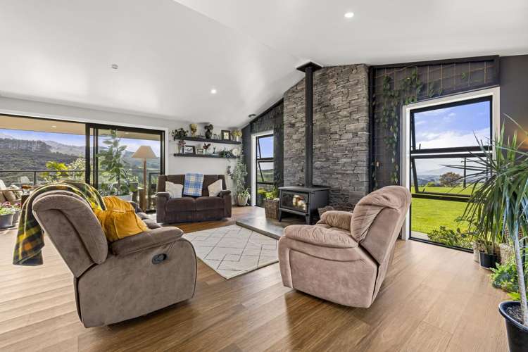 412 Pekanui Road Puketotara_25