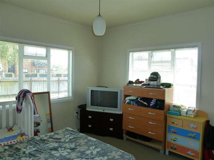 47 Russell Road Manurewa_6