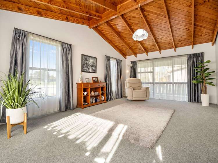 52 Racecourse Road Waiuku_6