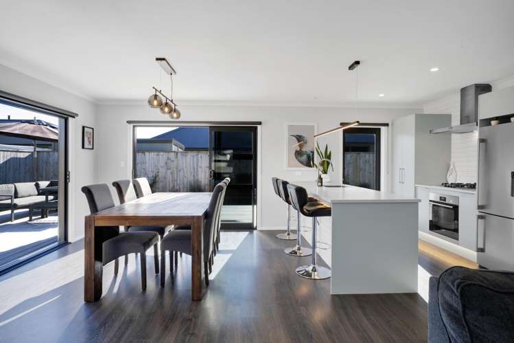 12 Hodge Park Lane Inglewood_12