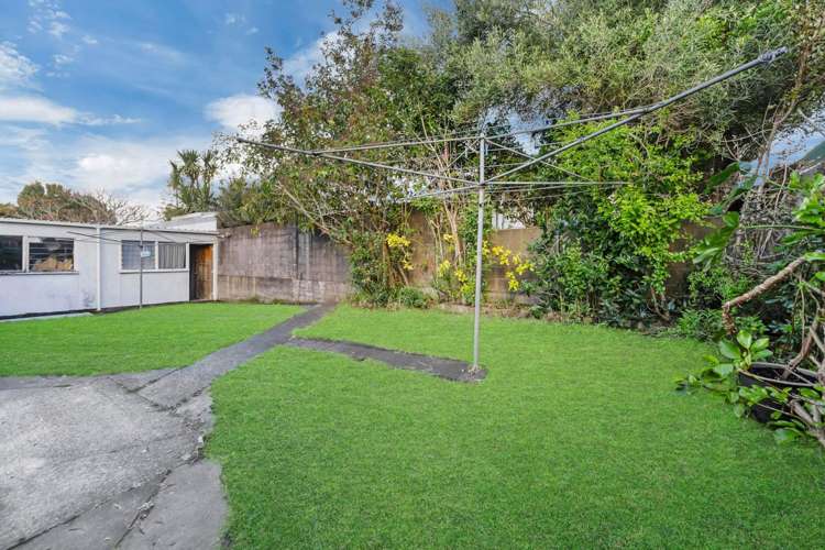 2/58 Station Road Papatoetoe_13