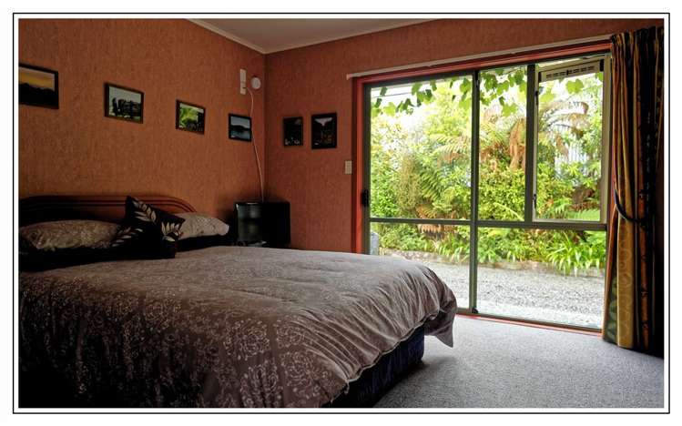 6 Stuart Street Lake Kaniere_15