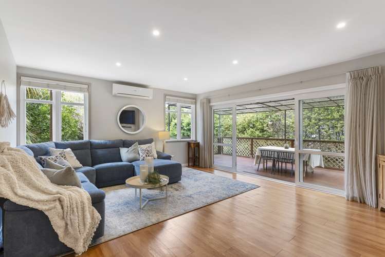 1/47 Lyons Avenue Murrays Bay_14