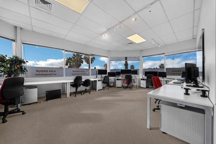 9/38 William Pickering Drive Albany_4