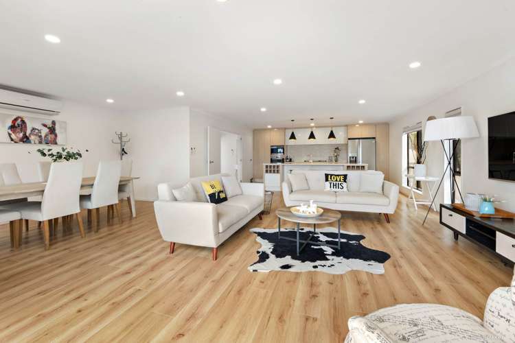 19a Regia Close Half Moon Bay_3