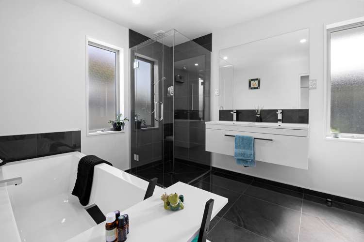 32a Surfers Place North New Brighton_9