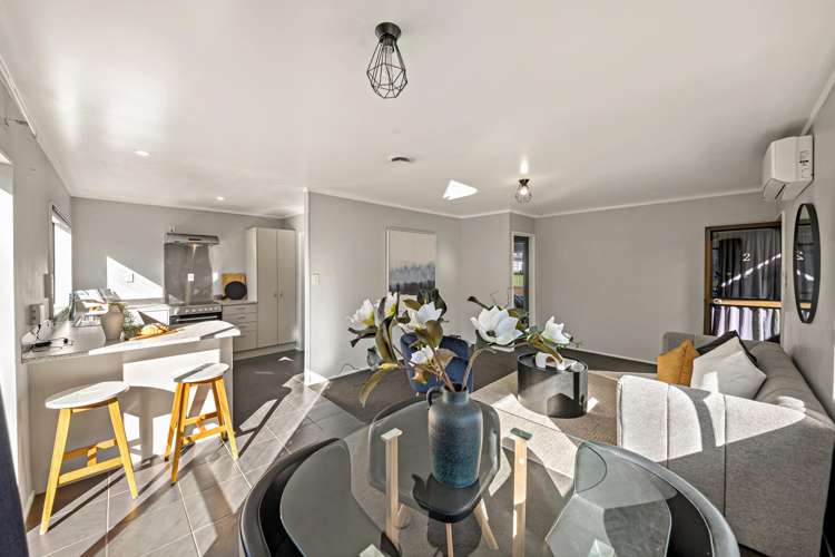 2/20 Alexander Street Papakura_3