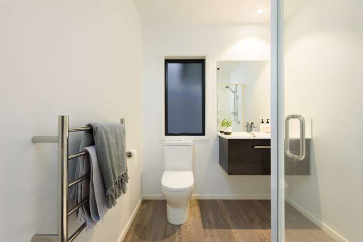 195 Ballintoy Park Drive Welcome Bay_11