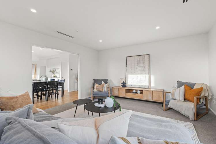 1 Hobbs Lane Harewood_16