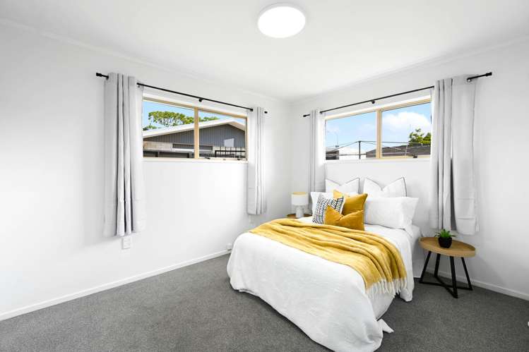 3 Dalton Crescent Dinsdale_10