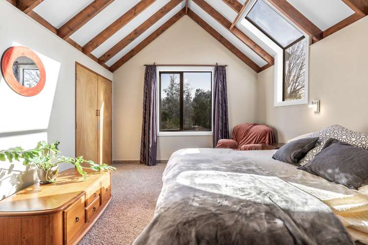 293 Queens Drive Windsor_17