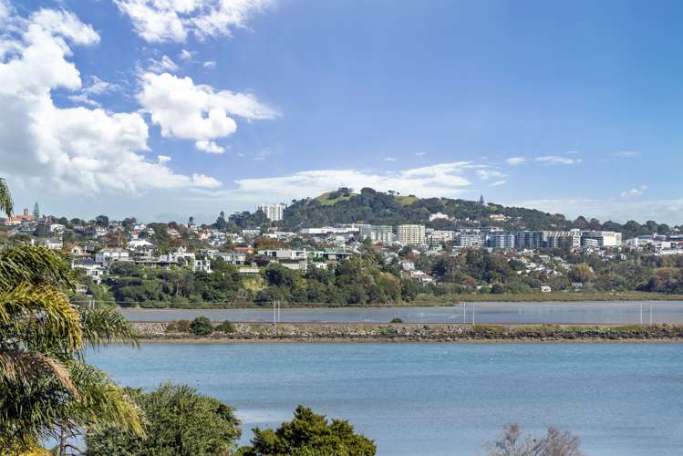 161d Paritai Drive Orakei_27