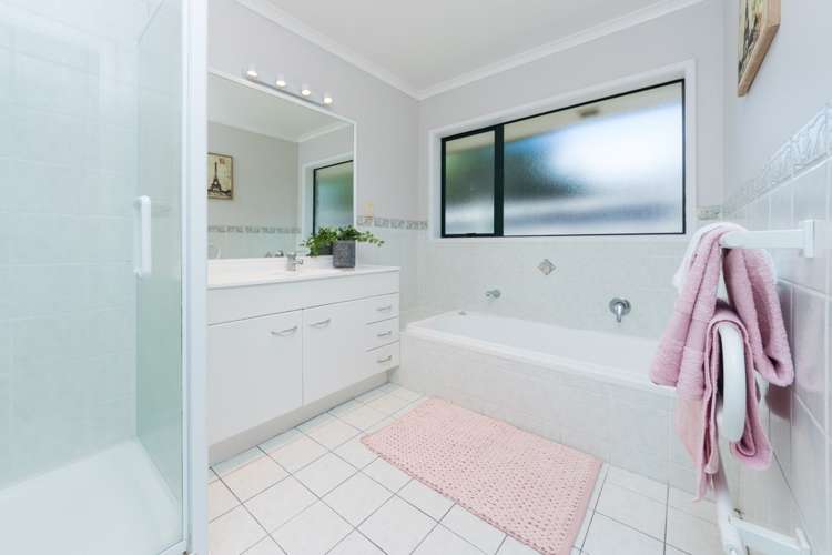 3 Crannog Fen Wattle Downs_14