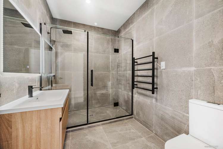 69 Puwha Street Massey_6