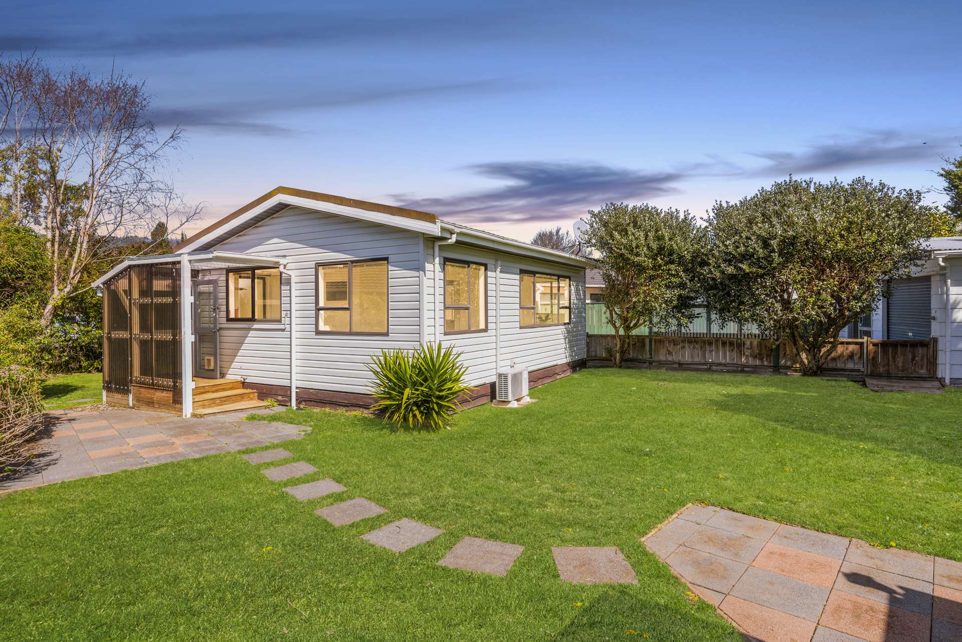 22 Atarau Grove Paraparaumu_0