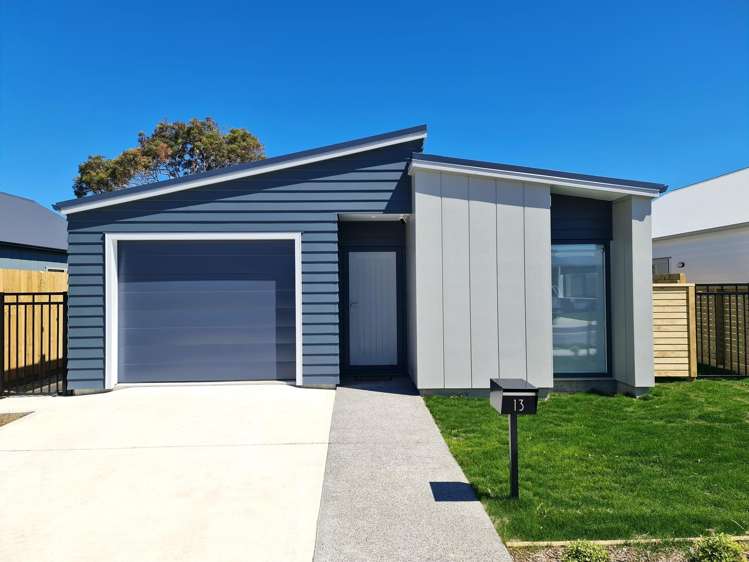 13 Rotoiti Place_0