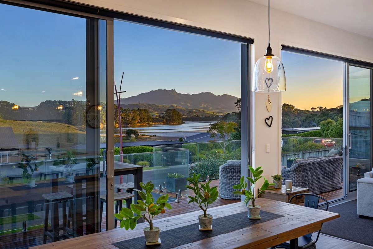 24 Robertson Street_2