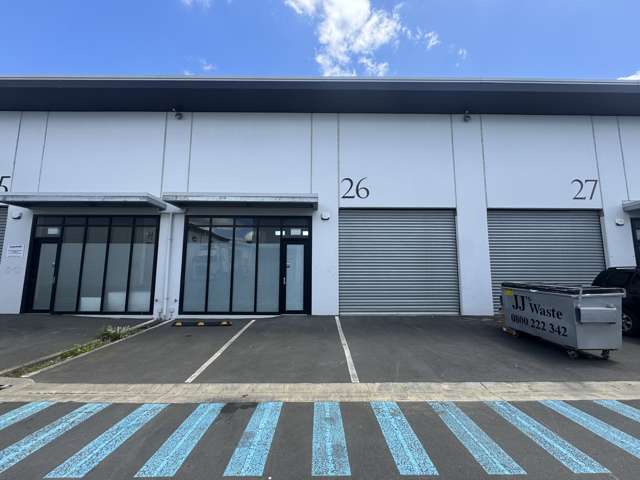 Modern industrial unit in prime Airport precinct