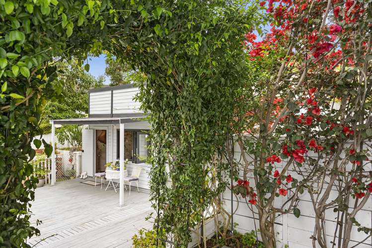 6 Valdese Rise Browns Bay_7