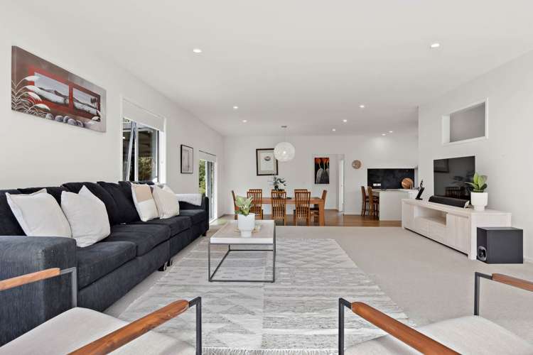 58 Coster Road Muriwai_13