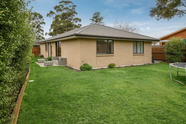 28 John Raven Lane Woodend_11