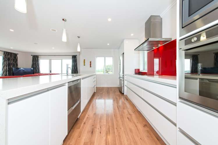 95a Tuparekura Road South Head_5