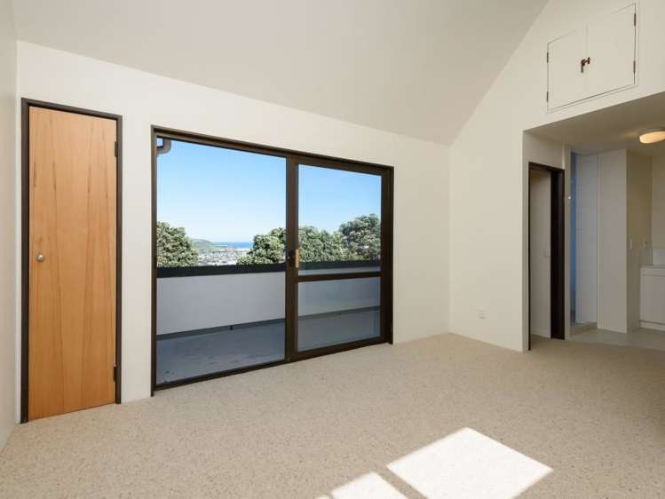 16 Tamahine Street Maupuia_9