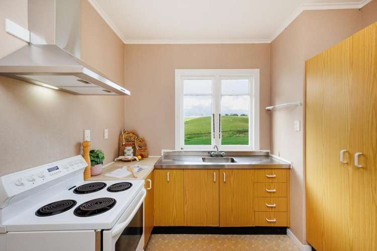 112 James Road_5