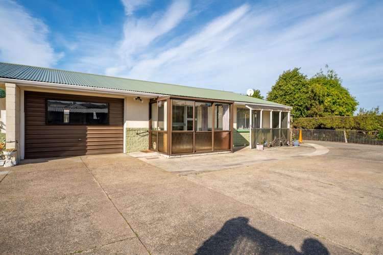 2/409B Thames Highway_0
