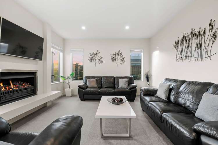 29 Andalusian Way Karaka_2