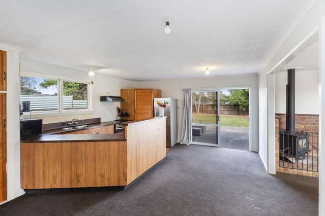 52 Chartwell Street Burwood_2