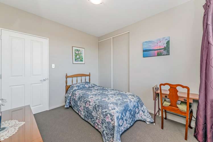 77 North Terrace Darfield_12