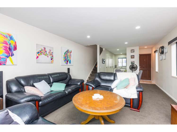 17/10 John Jennings Drive Oteha_3