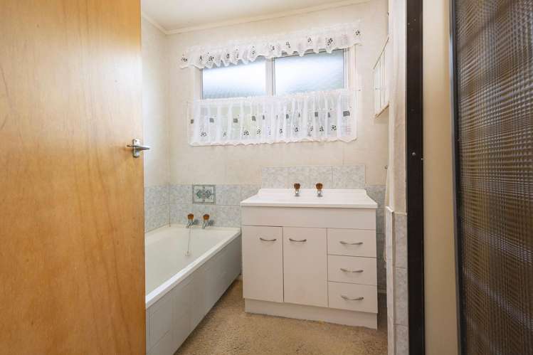 10 Stallard Place Glen Eden_14