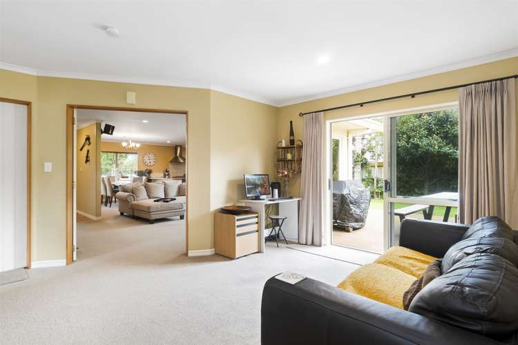 33 Bahamas Key Papamoa_5