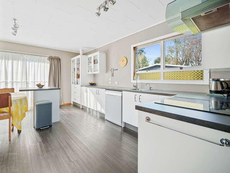 267 Seaview Road Stoke_5