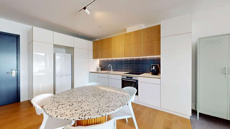 808/161 Victoria Street 2185_5