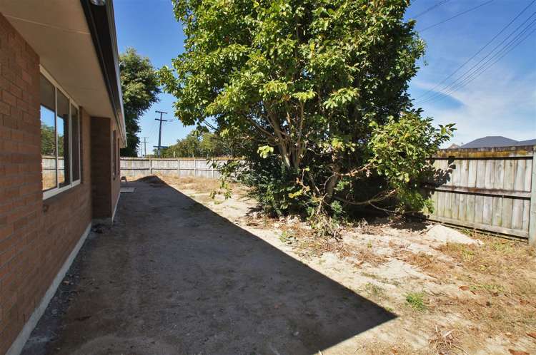 1 Sare Crescent Fairfield_16