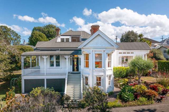 Landmark villa owners selling Birkenhead home after 45 years