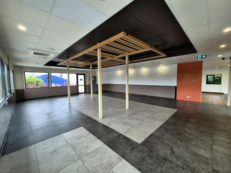 523 Ellerslie Panmure Highway Mt Wellington_5